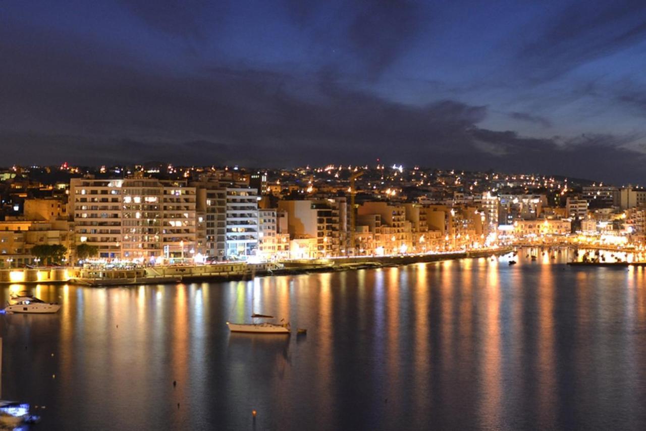 Modern Family Holiday Retreat In Gzira Sliema Ngoại thất bức ảnh