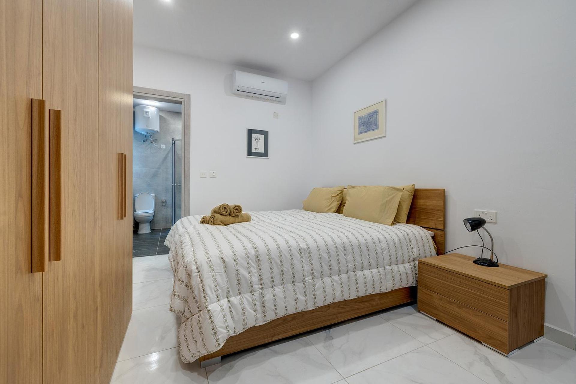Modern Family Holiday Retreat In Gzira Sliema Ngoại thất bức ảnh